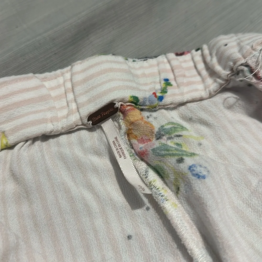 Free People - Picture 3 of 3
